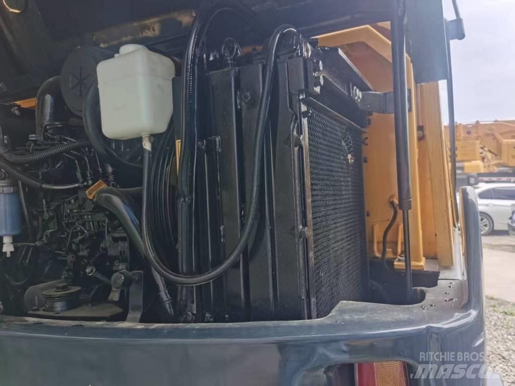 Hyundai r60wvs حفارات بعجل