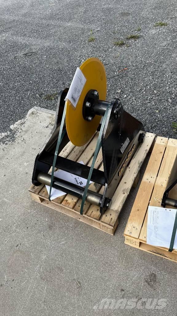 Engcon TC33 S70 قطاعات