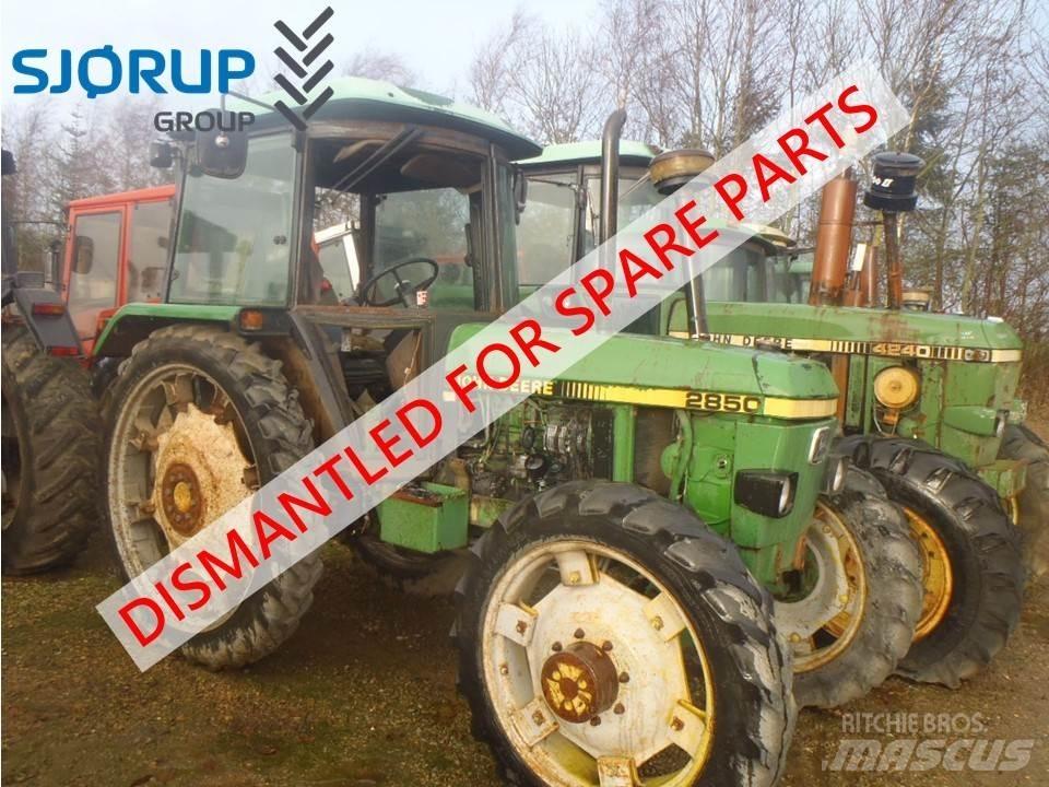 John Deere 2850 الجرارات