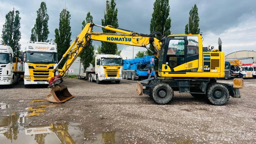 Komatsu PW 158 حفارات بعجل
