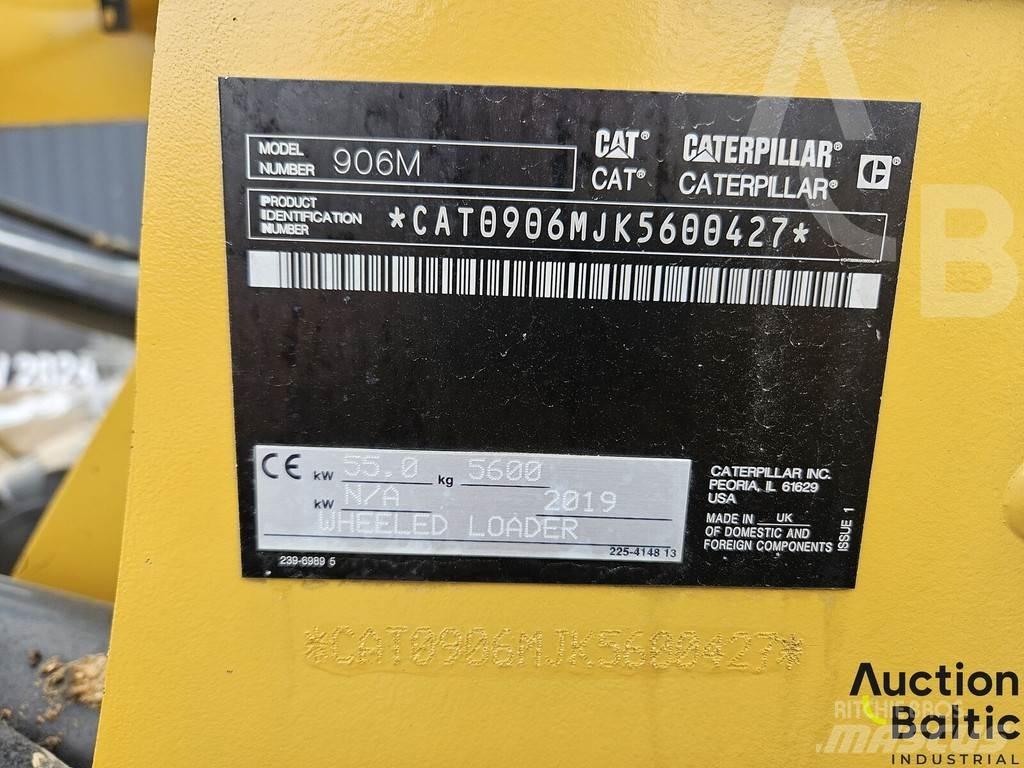 CAT 906 M لوادر بعجل