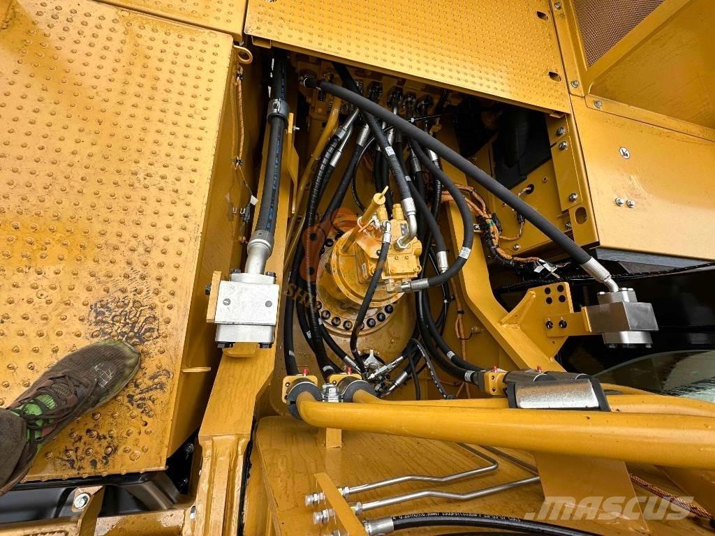 CAT 336 NEXT GEN حفارات زحافة
