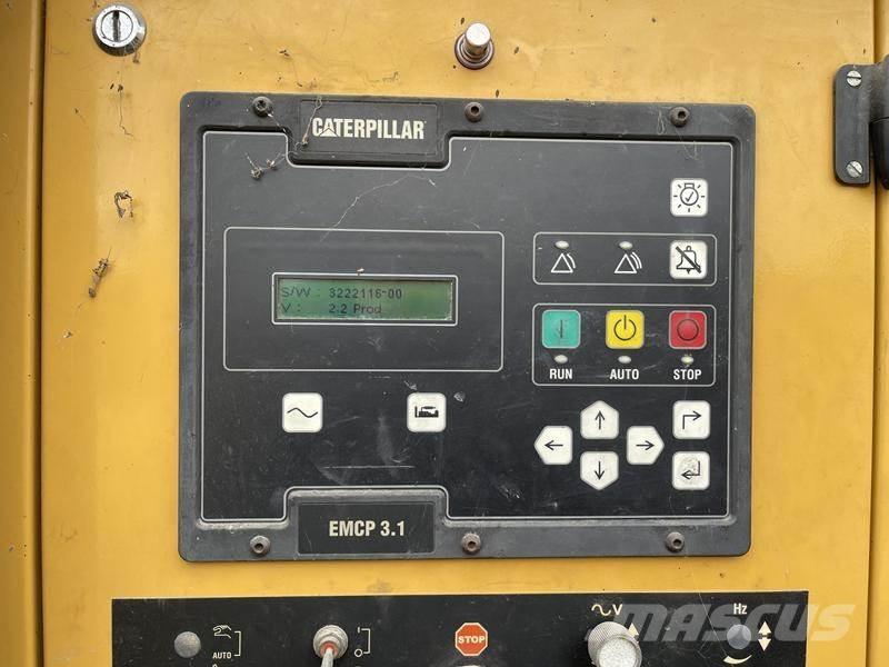 CAT C 18 - 700 مولدات ديزل