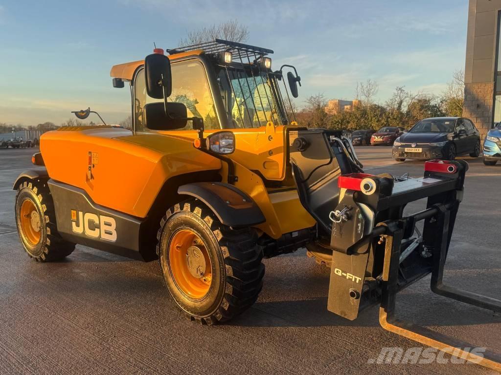JCB 525-60 2025 مناولات متداخلة