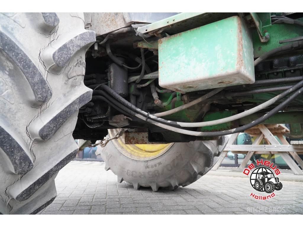 John Deere 2850 الجرارات