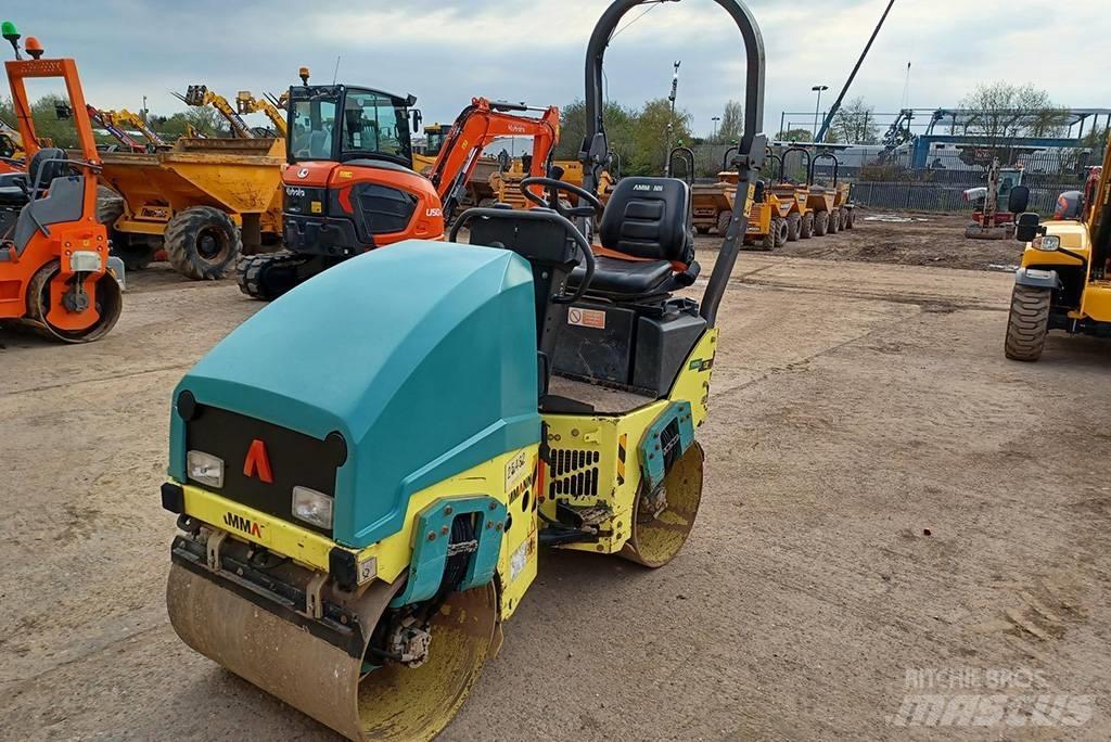 Ammann APX12 مداحل ثنائية الاسطوانة