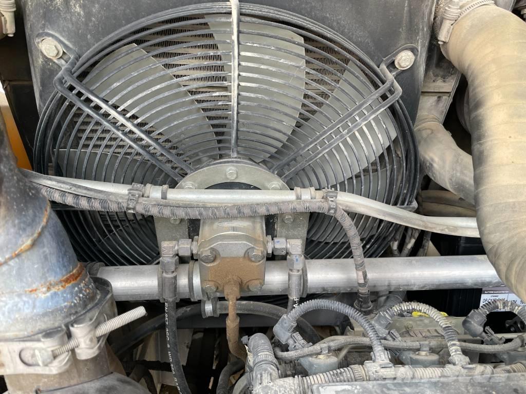 Mecalac AS 700 لوادر بعجل