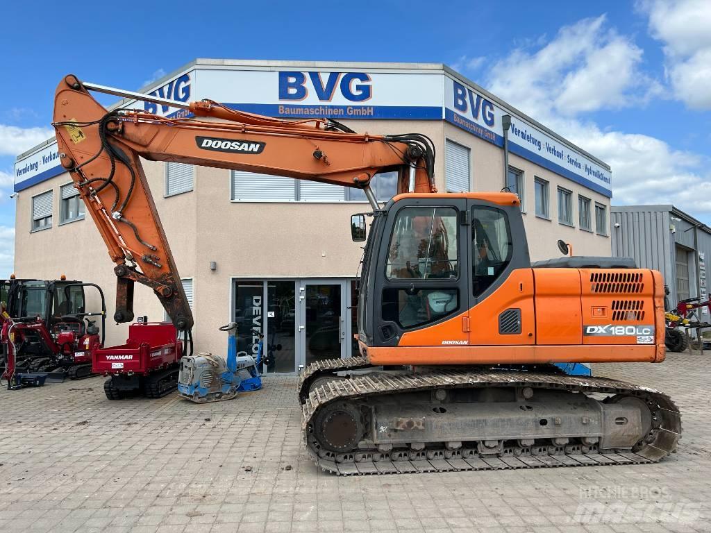 Doosan DX 180 LC-3 حفارات زحافة