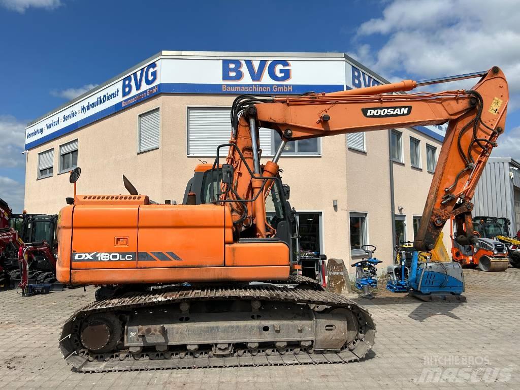 Doosan DX 180 LC-3 حفارات زحافة