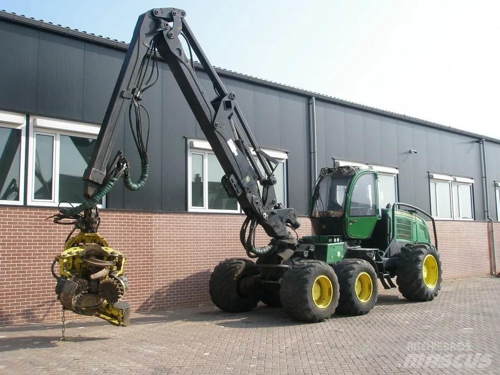 John Deere 1270E حصادات