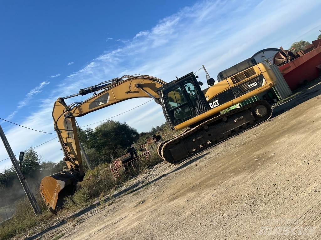 CAT 336 D حفارات زحافة