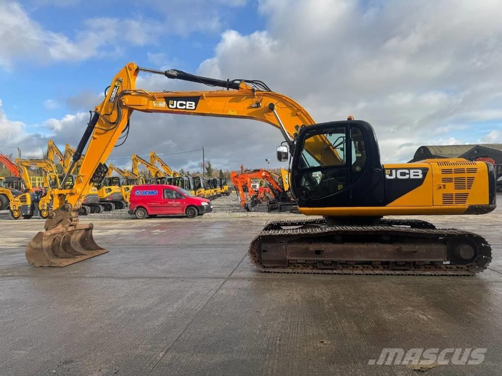 JCB JS 220 LC حفارات طويلة الذراع