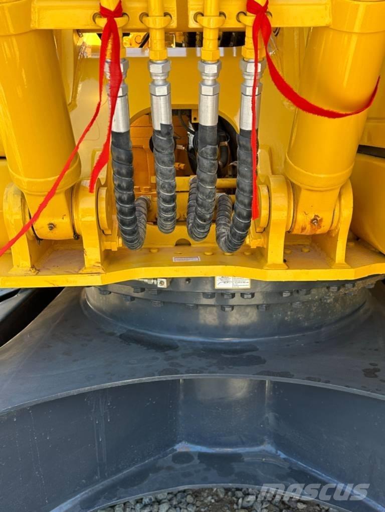 Komatsu PC 160 حفارات زحافة
