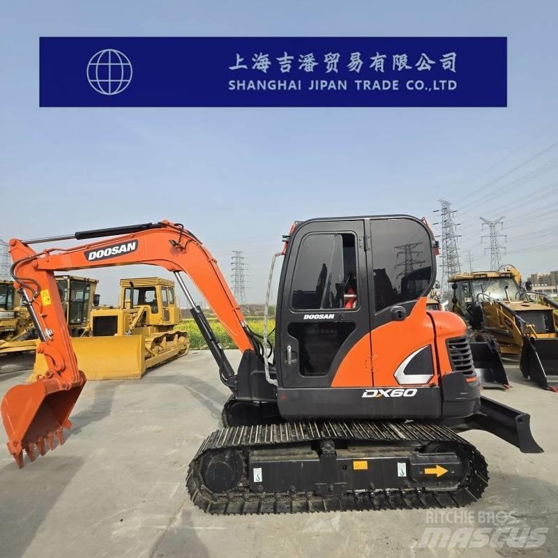 Doosan DX 60 حفارات زحافة