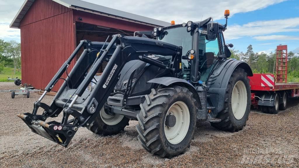 Valtra N 154 E CVT الجرارات