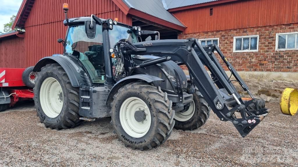 Valtra N 154 E CVT الجرارات
