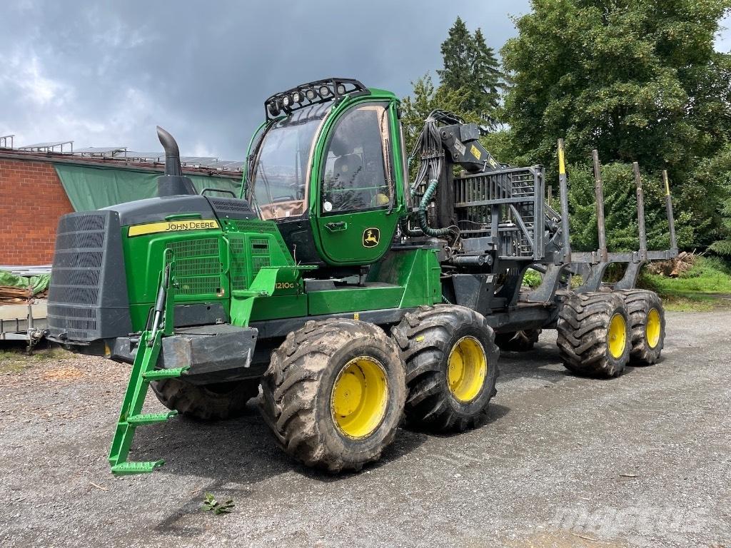 John Deere 1210 G شاحنات