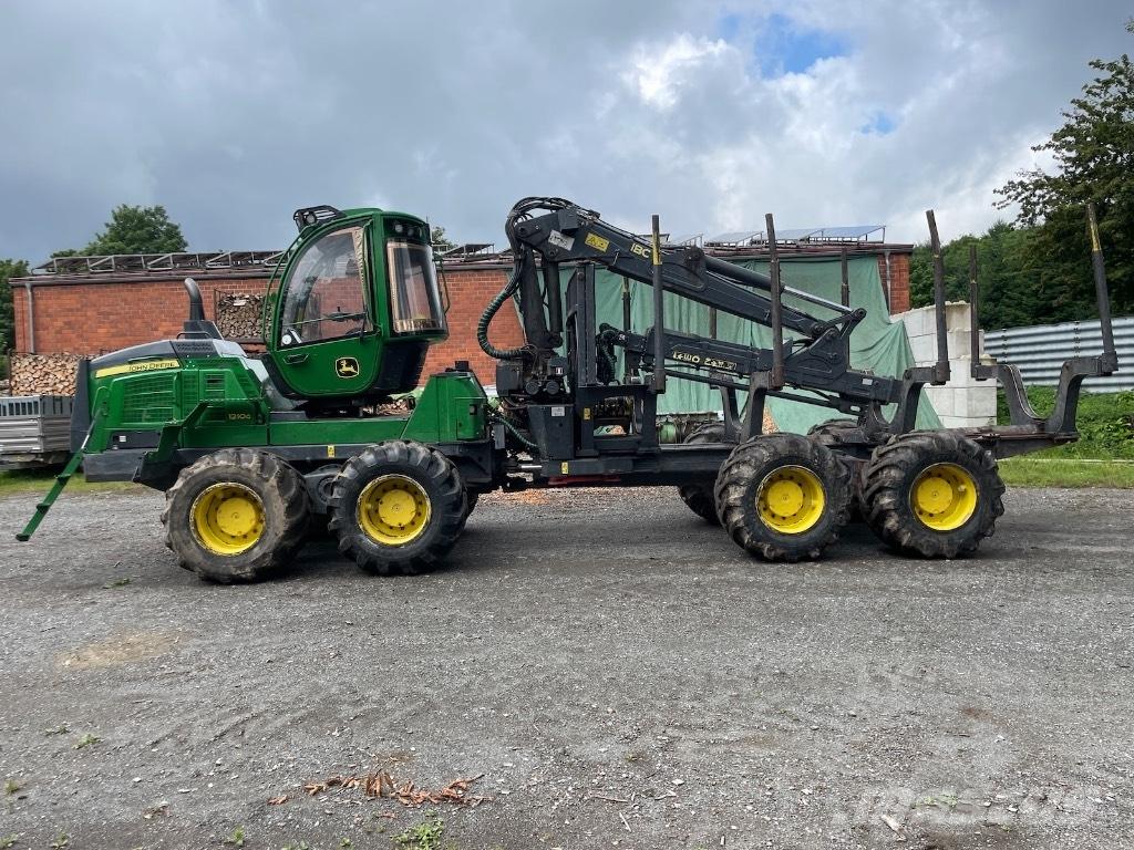 John Deere 1210 G شاحنات