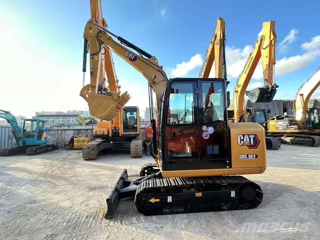 CAT 305.5E2 حفارات صغيرة أقل من 7 طن (حفارات صغيرة)