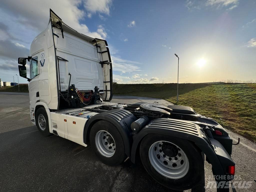 Scania R 650 وحدات الجر