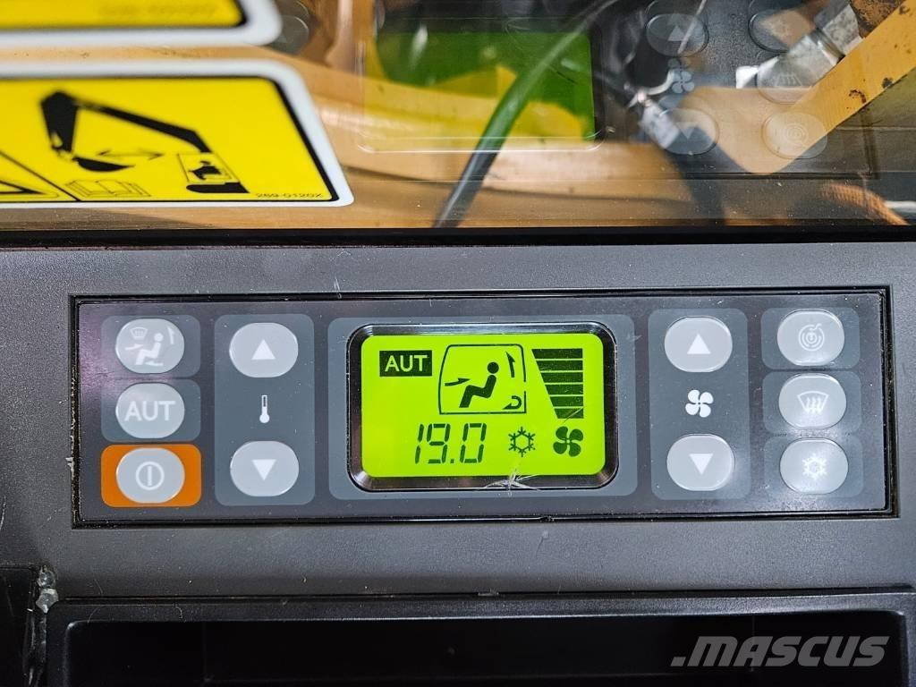 CAT 323 EL حفارات زحافة