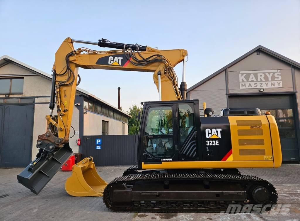 CAT 323 EL حفارات زحافة