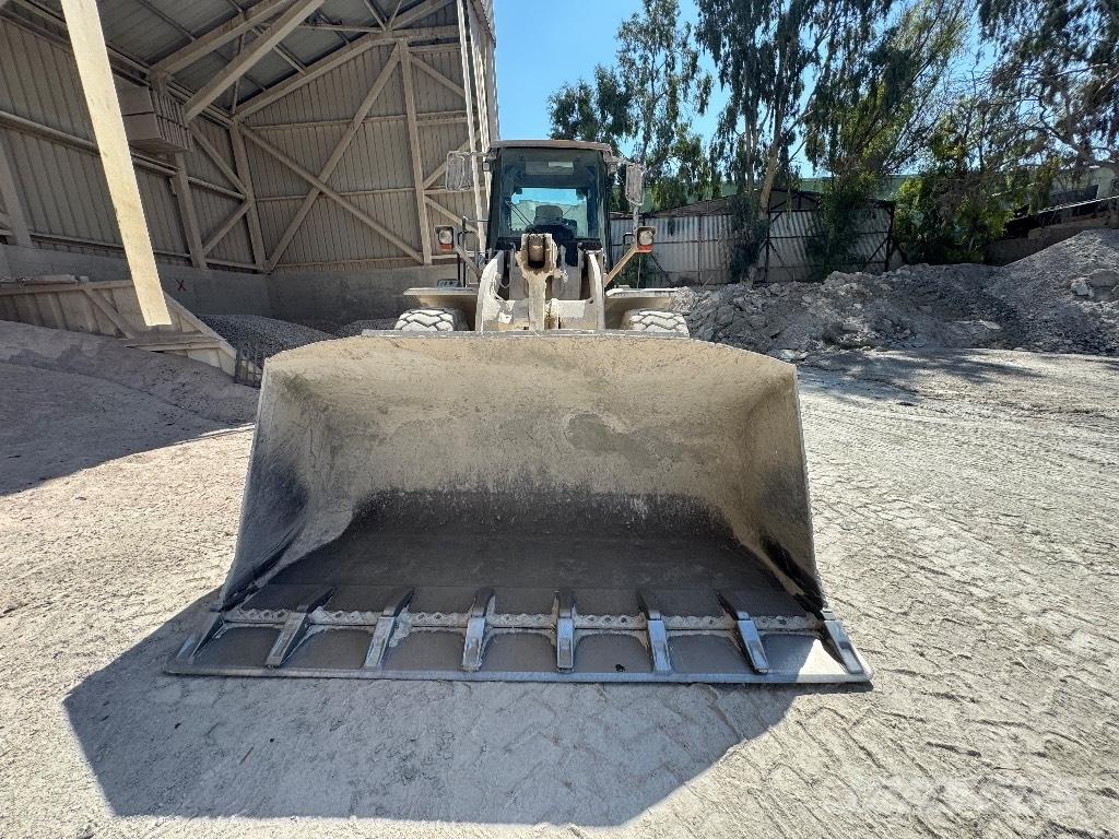 CAT 950 H لوادر بعجل