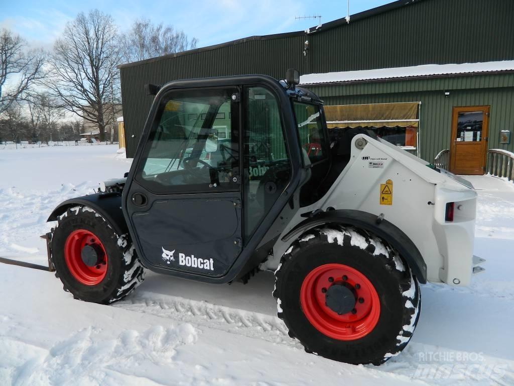 Bobcat T 2556 معدات مناولة لأغراض الزراعة