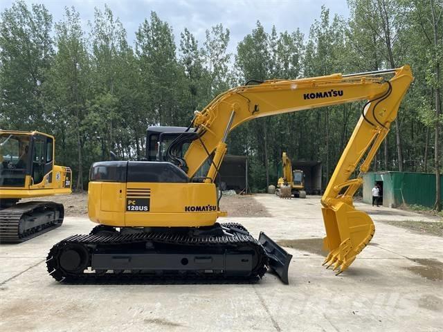 Komatsu PC 120-8 حفارات زحافة