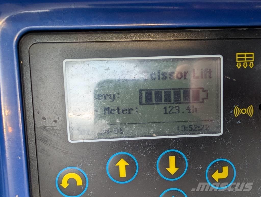 Magni ES 0812 AC رافعات مقصية الشكل