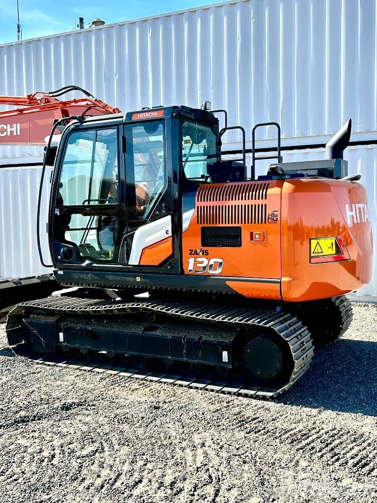 Hitachi ZX130-7 حفارات زحافة