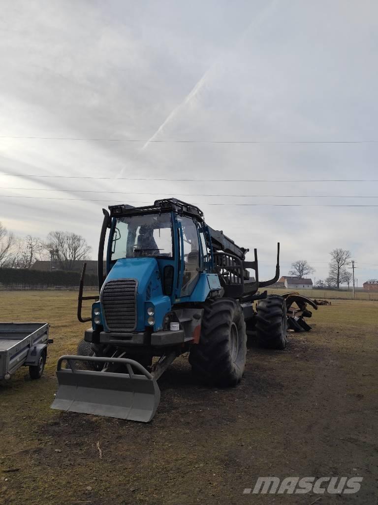 Pfanzelt Felix ساحبات الأشجار