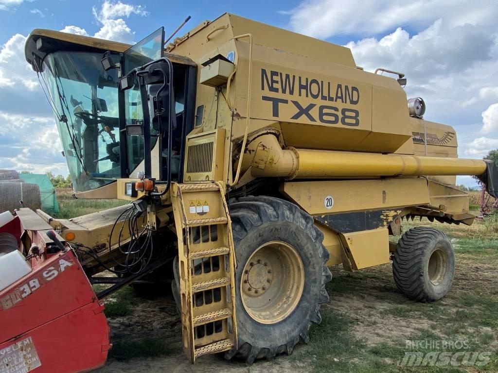 New Holland TX 68 حصادات