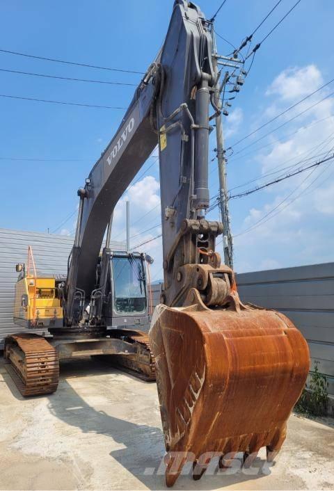 Volvo EC 300 EL حفارات زحافة