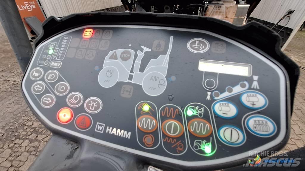 Hamm HD 13i VV مداحل ثنائية الاسطوانة