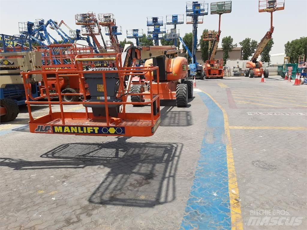 JLG 800AJ رافعات سلة مفصلية