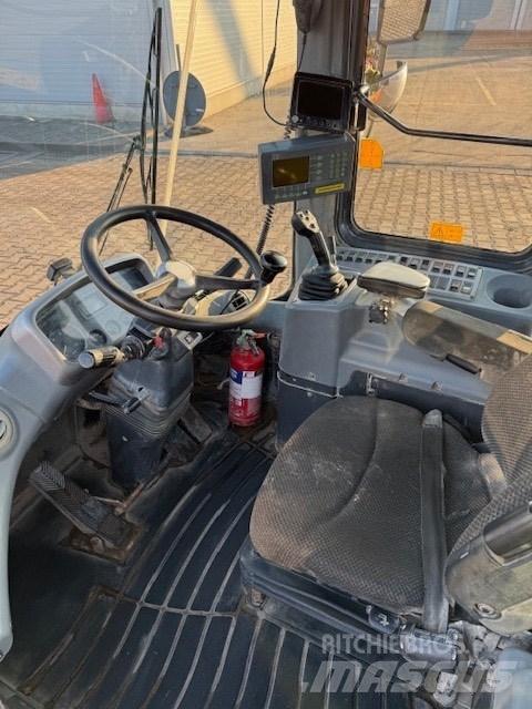 Doosan DL 420-3 CAB كابينة والداخلية