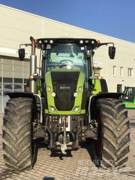 CLAAS AXION 920 الجرارات