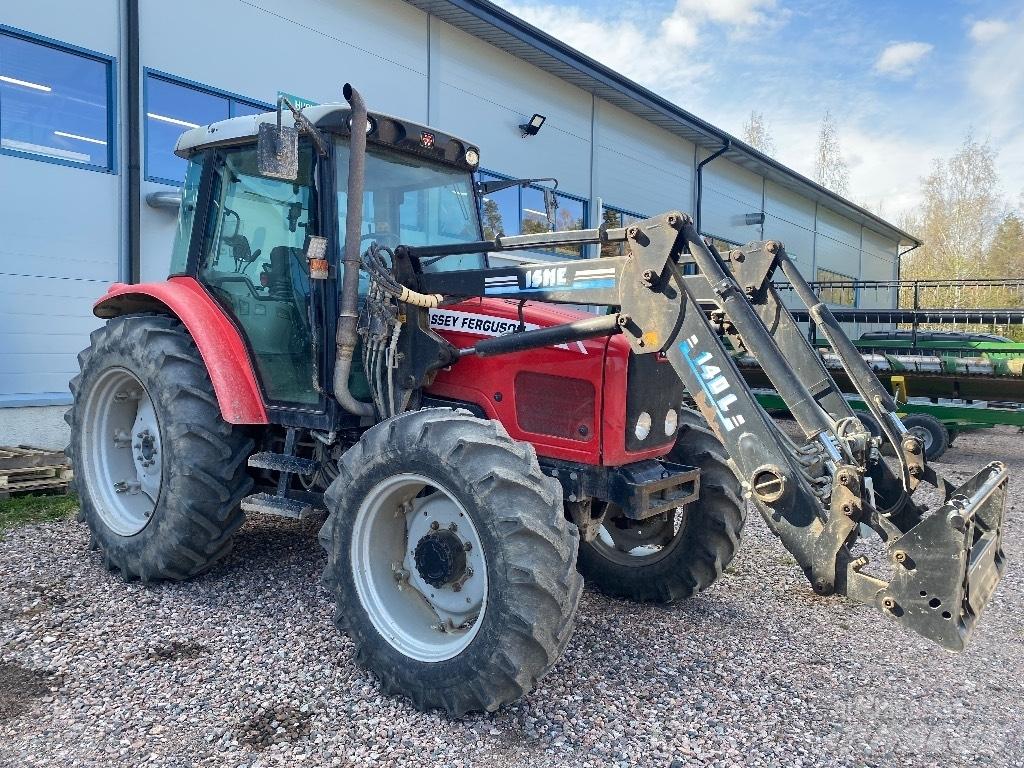 Massey Ferguson 5455 الجرارات