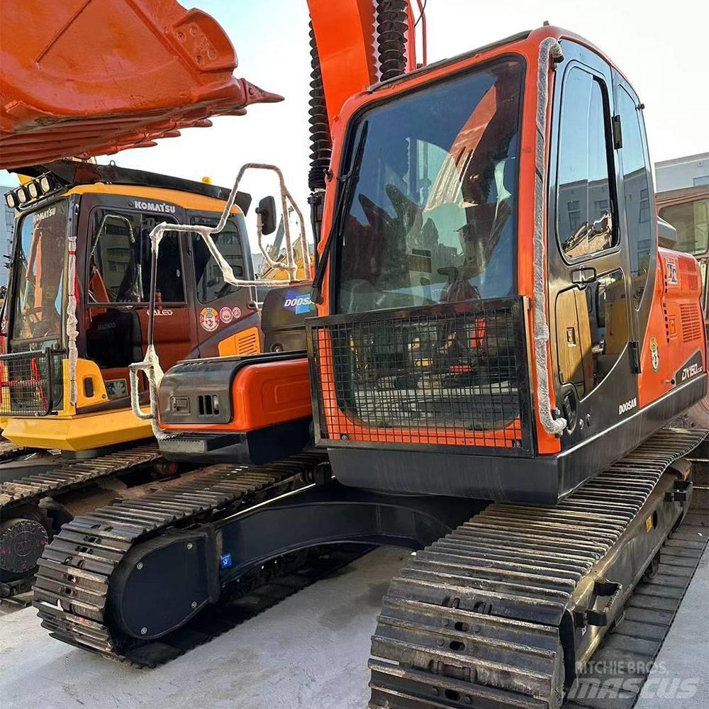 Doosan DX150LC-9C حفارات زحافة