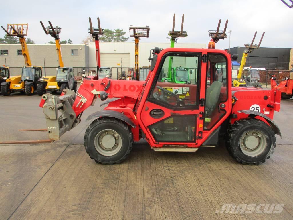 JCB 525-60 (638) مناولات متداخلة