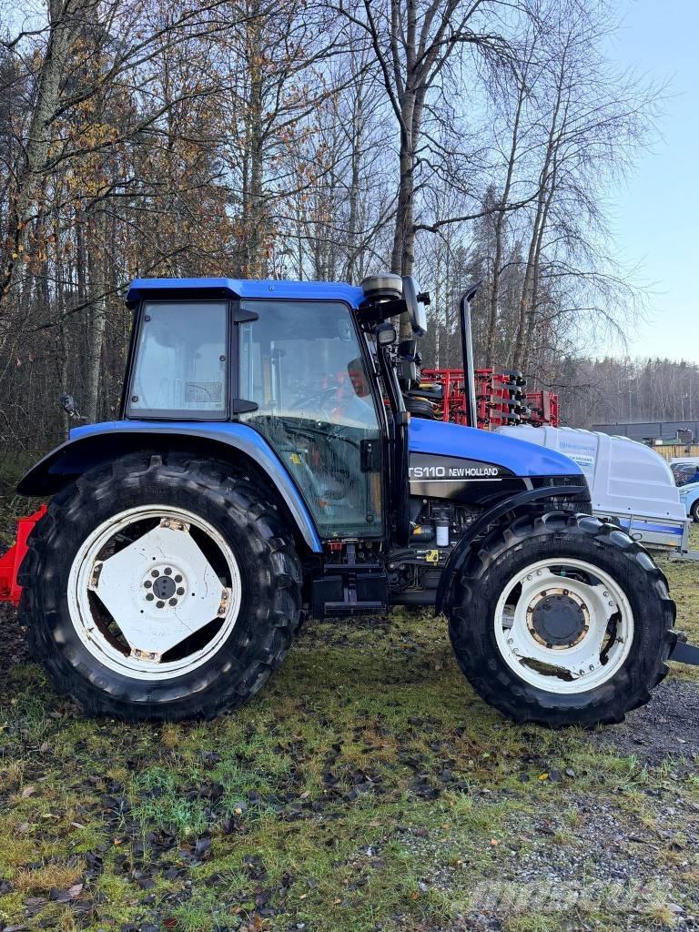 New Holland TS 110 الجرارات
