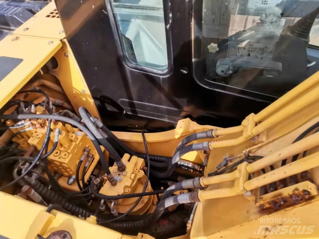 Hyundai 110-7 حفارات زحافة