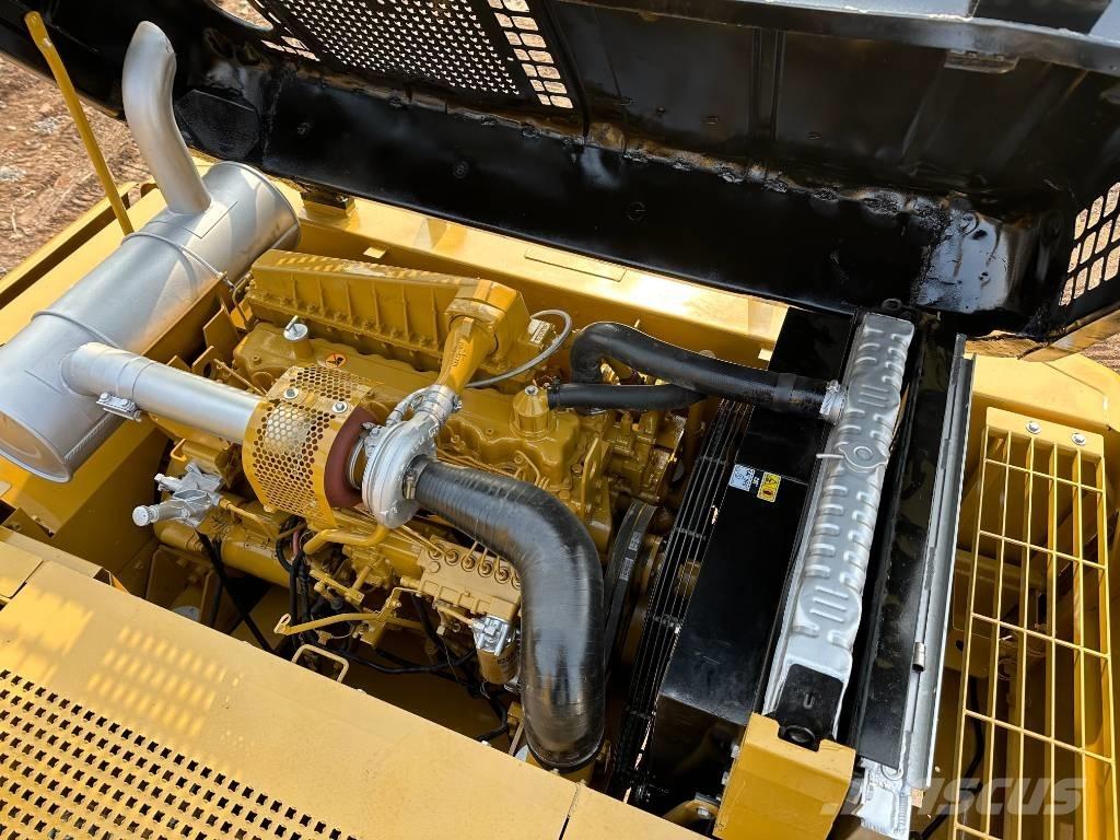 CAT 330 B L حفارات زحافة