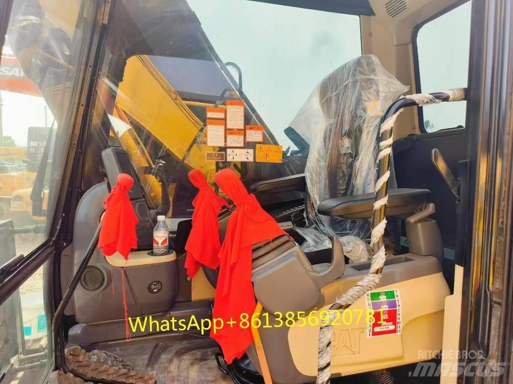 CAT 320 D حفارات زحافة