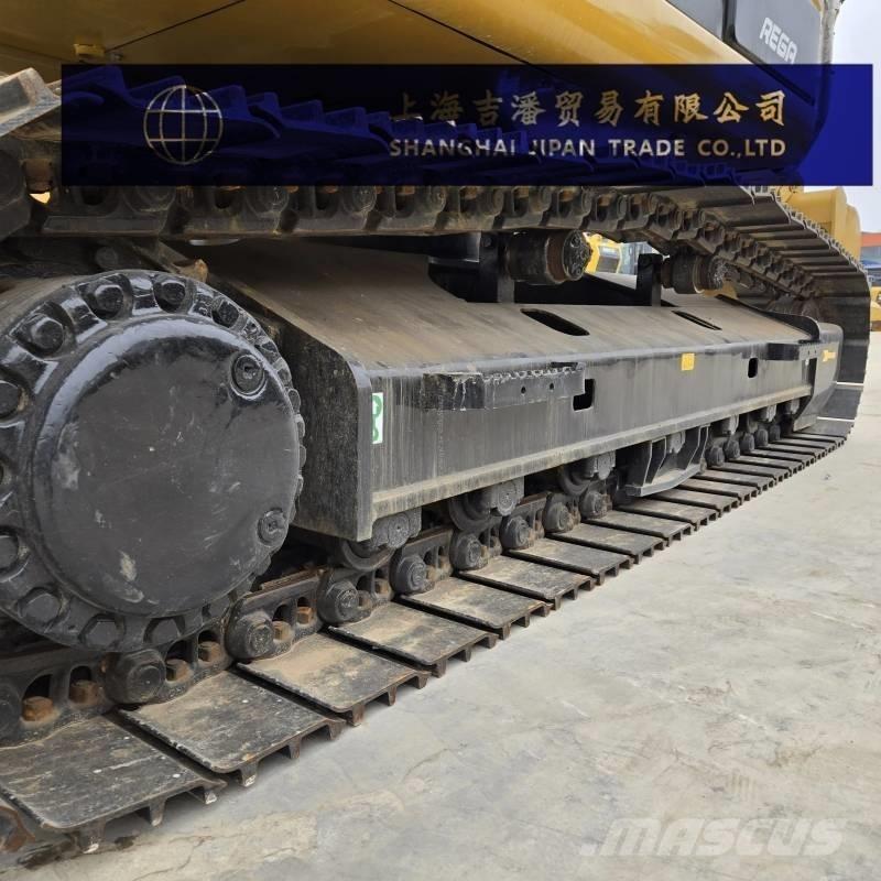 CAT 326 D حفارات زحافة
