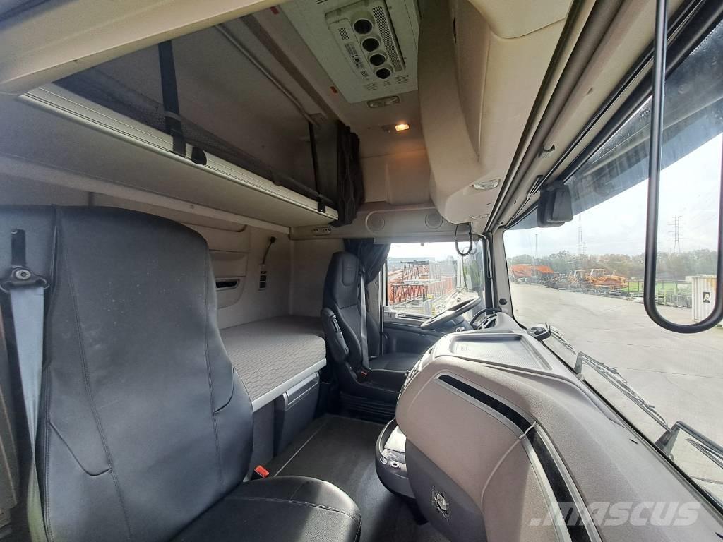 DAF FT XF 480 وحدات الجر