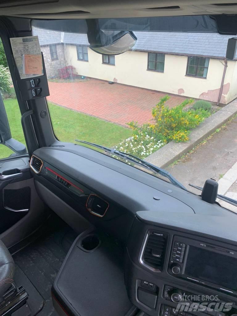 Scania S650 وحدات الجر