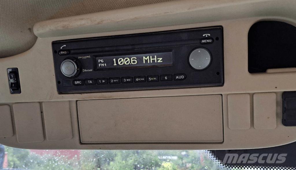 John Deere 6250R الجرارات