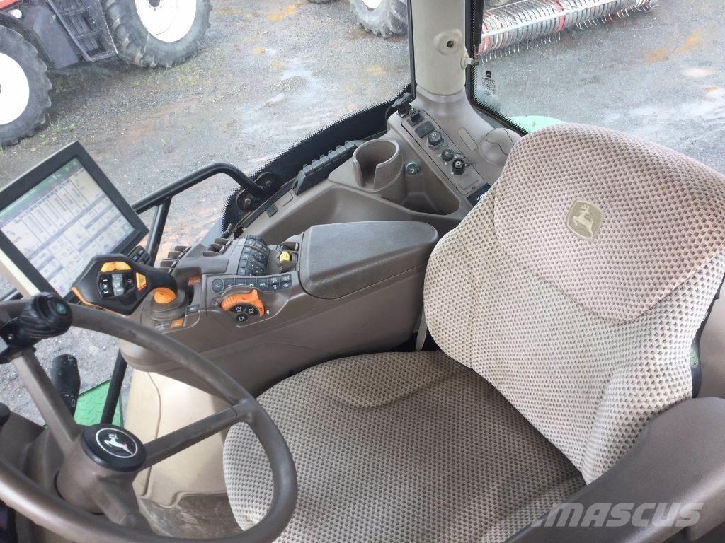 John Deere 6250R الجرارات